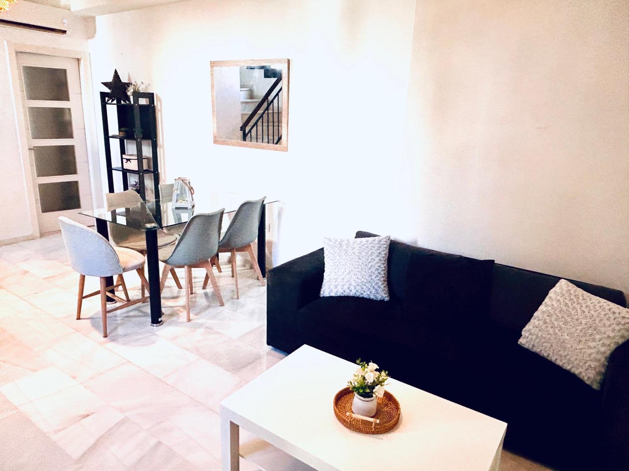 Vakantiehuis Patios De San Lorenzo Con Parking *