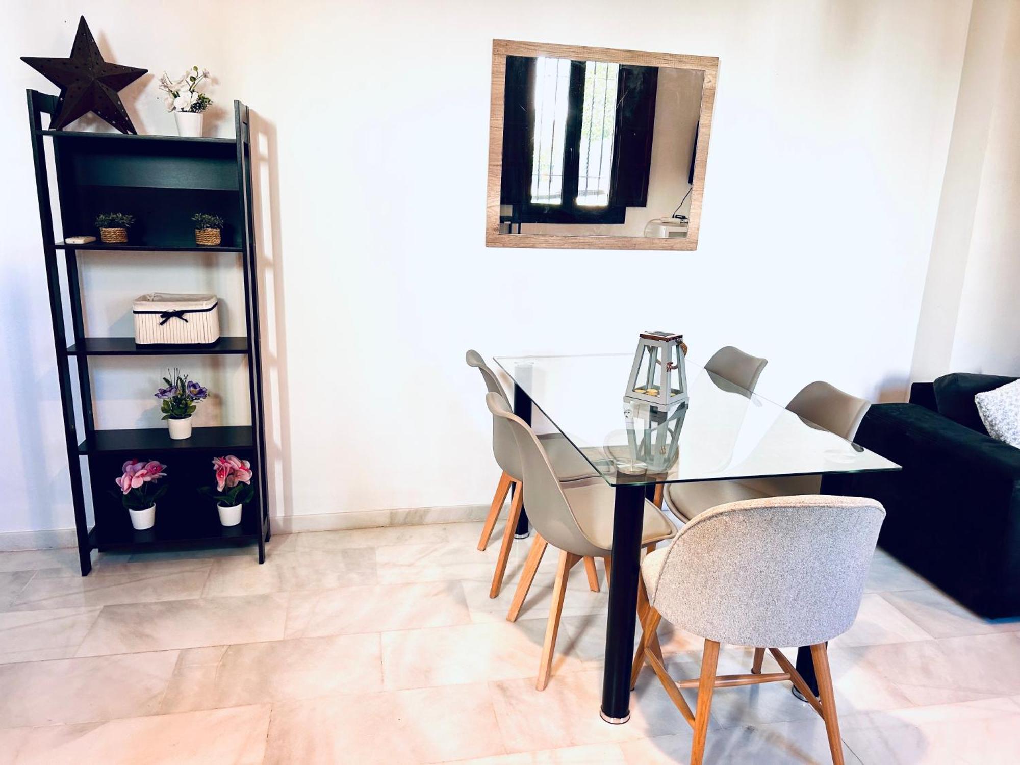 Patios De San Lorenzo Con Parking Ferienhaus